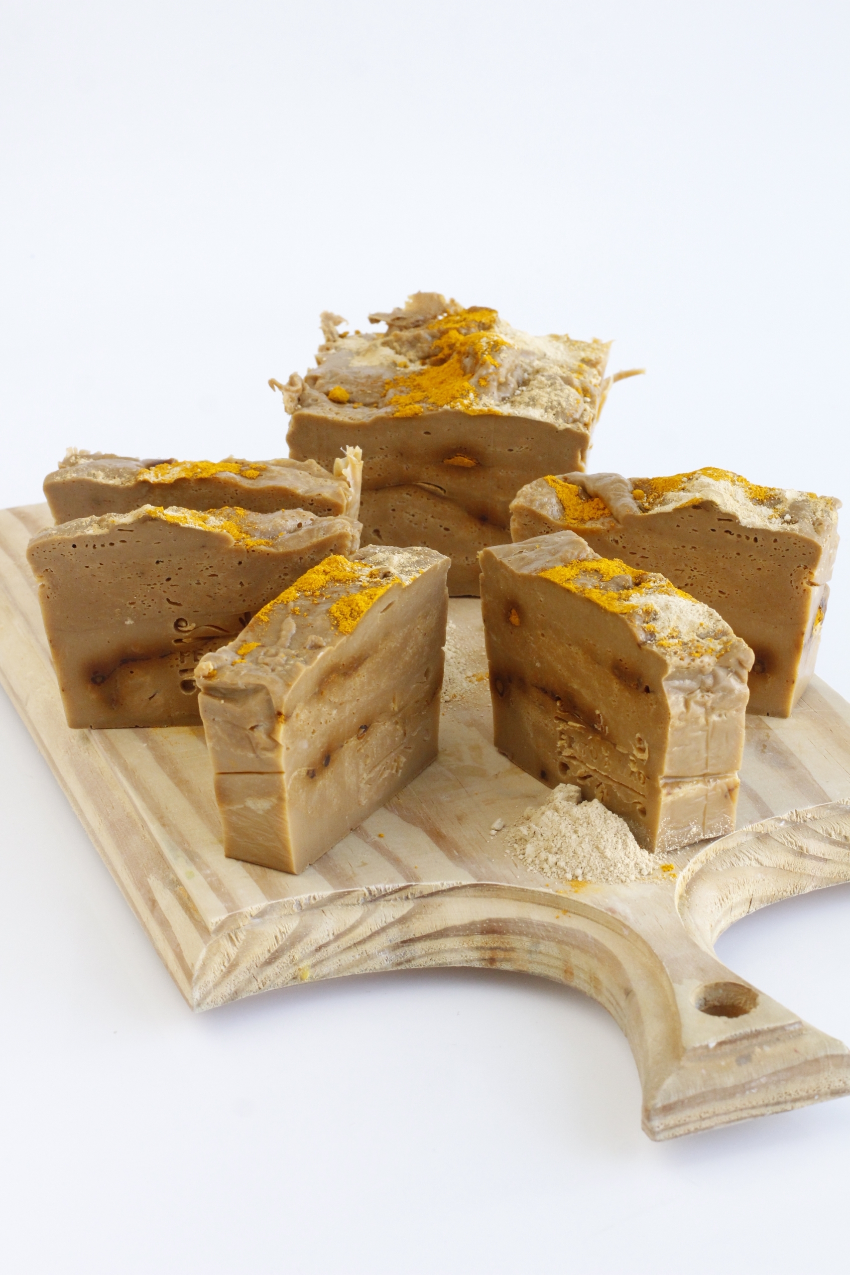 Sabonete em Barra Argila Amarela e A&ccedil;afr&atilde;o