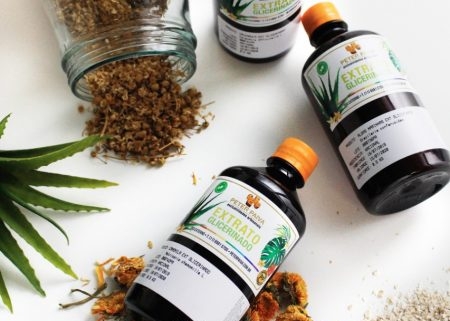 EXTRATOS BOTÂNICOS GLICERINADOS